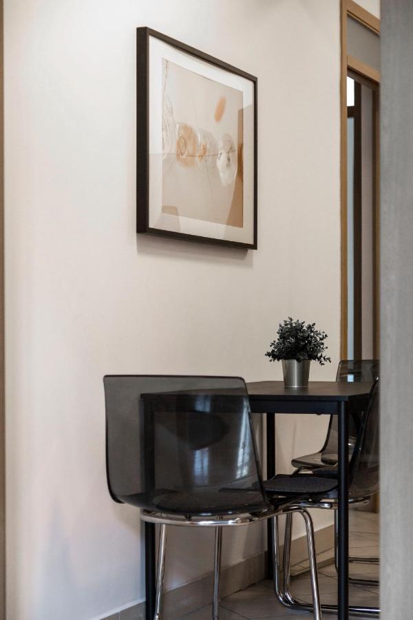 Downtown Cozy Home In The Gozsdu Garden بودابست المظهر الخارجي الصورة